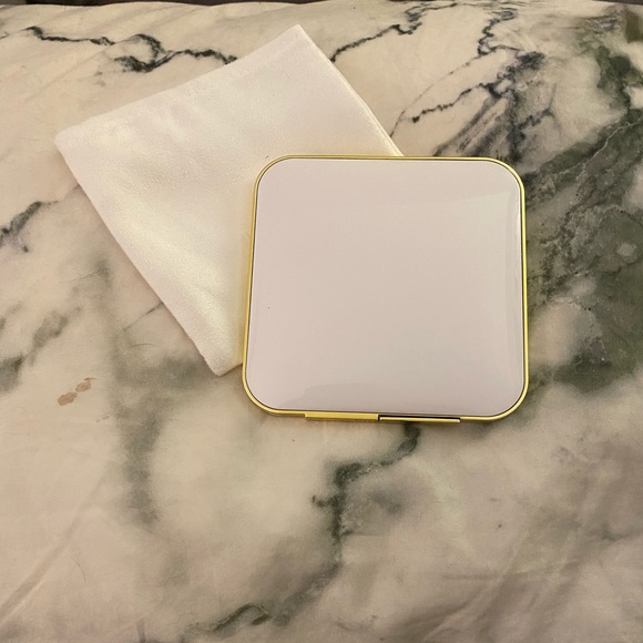 TOM FORD SOLEIL CONTOURING COMPACT - Picture 1 of 4